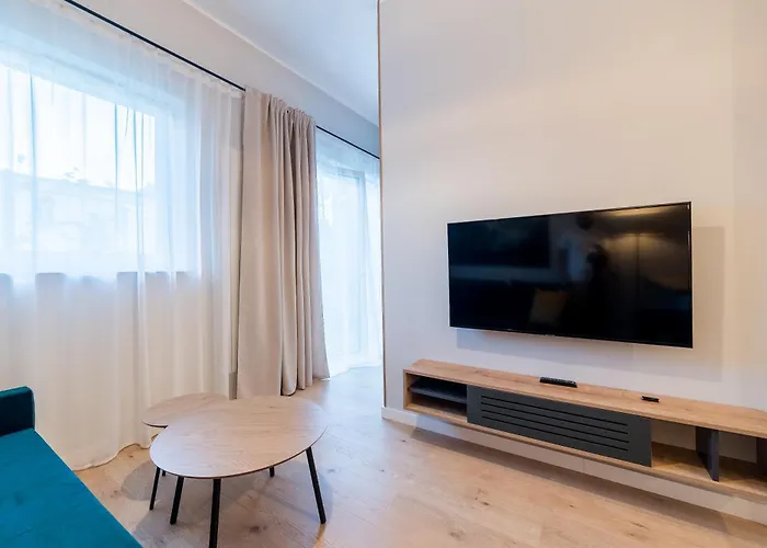 Apartment Heart Of Luxury By Bookinghost *